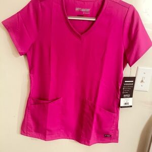 Grey's Anatomy Women's Pink V-Neck Short Sleeve Top
